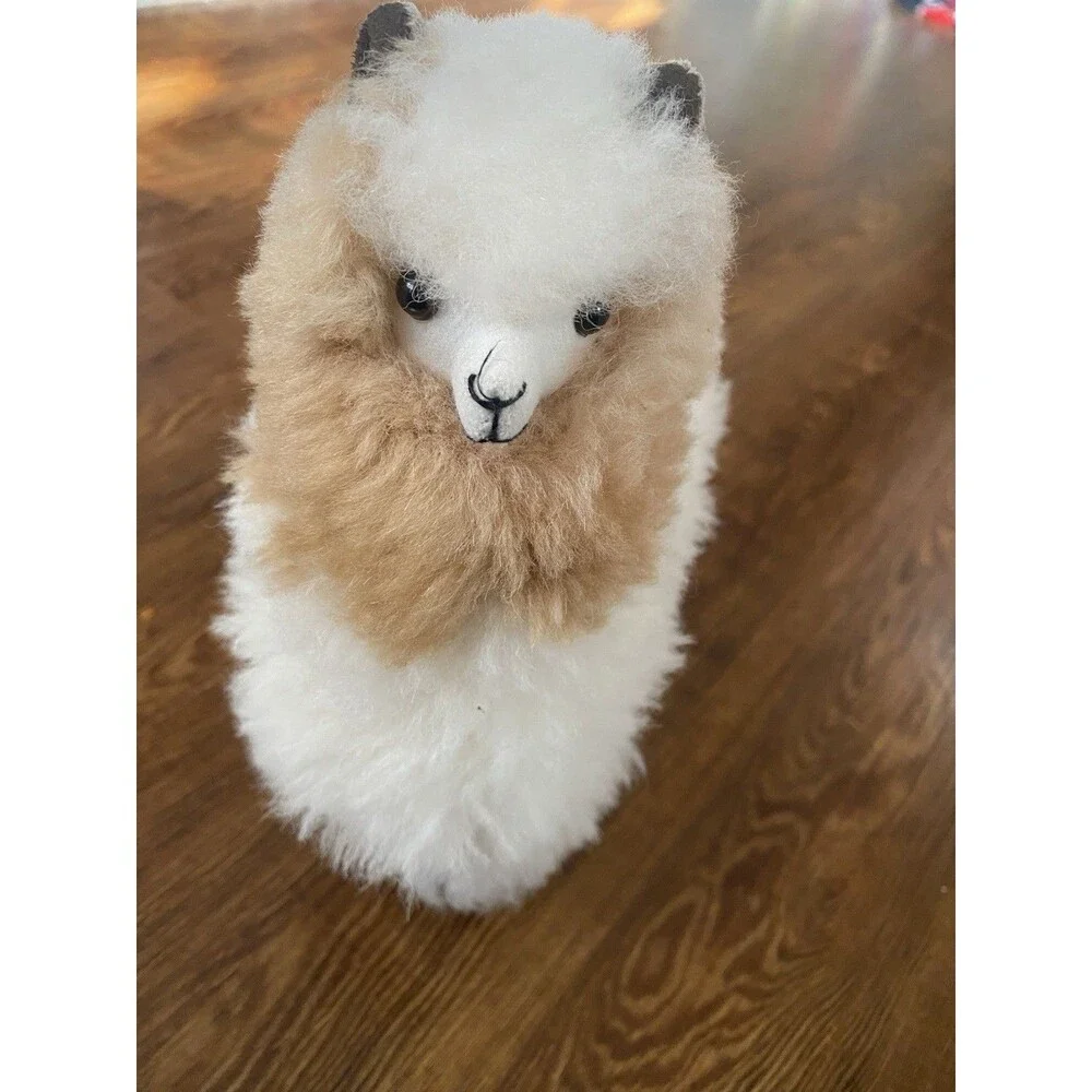 REAL Alpaca Llama Fur 9